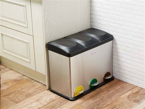 La bandeja dónde se ubican los cubos es. Orden a la hora de reciclar