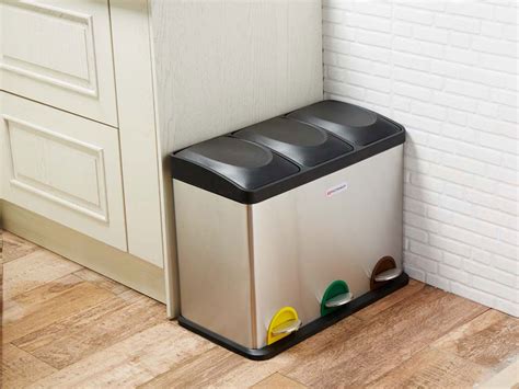 Cubos de basura para reciclaje para gaveteros, estos sets son indicados para colocarlos en las gavetas optimizando el espacio que se dedica en la cocina de una manera limpia e higiénica. Orden a la hora de reciclar