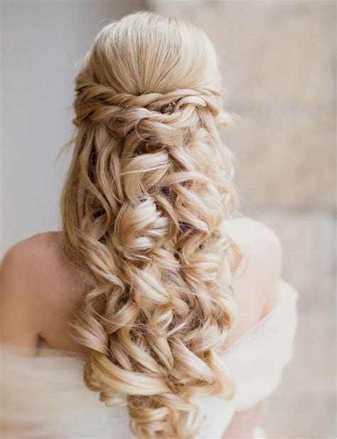 You probably have no idea that. 18 Perfect Curly Wedding Hairstyles - Pretty Designs
