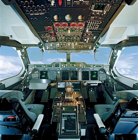 Check spelling or type a new query. Força Aérea da Alemanha recebe simulador de voo do A400M ...