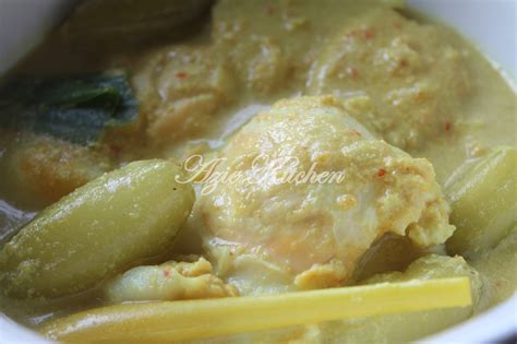 Masak lemak cili padi ayam dengan labu. Masak Lemak Telur Itik Dengan Belimbing Buluh - Azie Kitchen