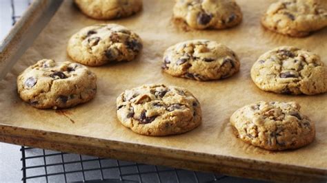 Classic Chocolate Chip Cookies Recipes Food Network Uk