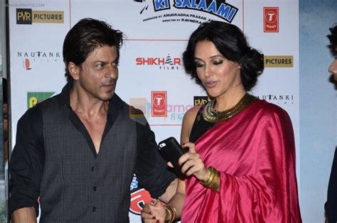 Shah Rukh Khan Neha Dhupia At The Launch Of Trailer Ekkees Toppon Ki