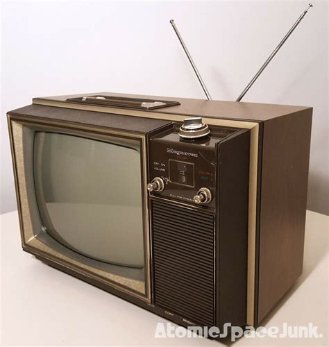 1969 Magnavox Biscayne Vintage Television Vintage Television