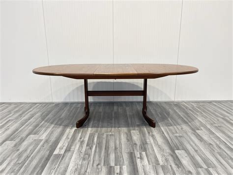 Oval Mid Century Extending Teak Dining Table By G Plan