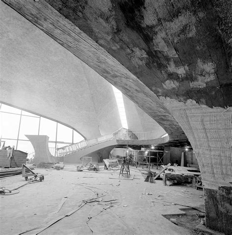 See the stunning space-age TWA Terminal at JFK airport as it looked in