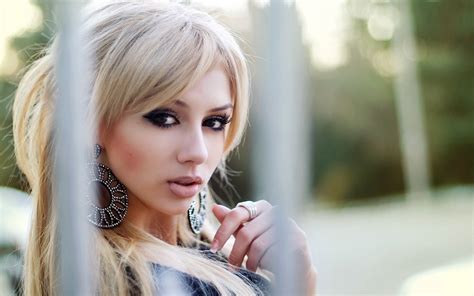 Women Model Blonde Long Hair Ekaterina Fetisova Russian Russian Model Looking At Viewer Open