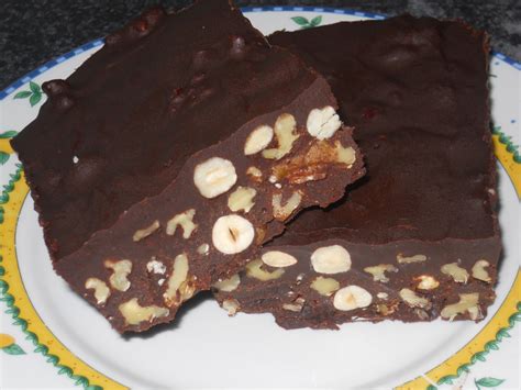 Las recetillas de Isa Turrón de chocolate con nueces y avellanas