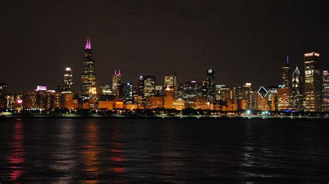 Chicago Night Skyline Wallpaper - WallpaperSafari