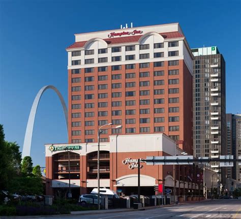Raymond Management Company Hampton Inn St Louis Downtown At The Arch