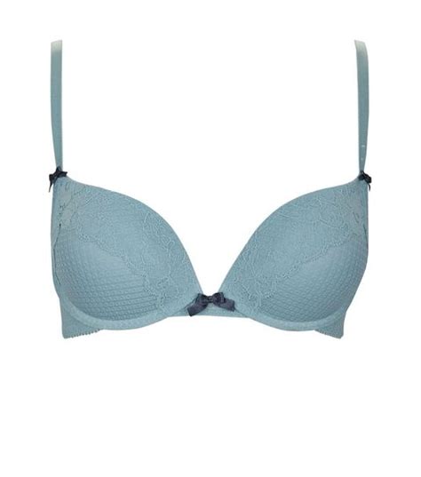 The Best Bras For Small Boobs To Fit And Flatter