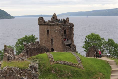 The Cool Science Dad Scotland Urquhart Castle