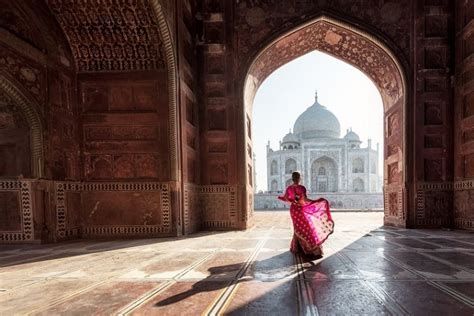 Taj Mahal One Of The Seven Wonders Of The World Oyo Hotels Travel Blog