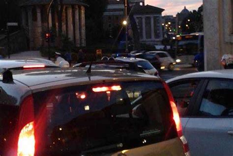 Blocco Auto Oggi A Roma Stop Ai Veicoli Pi Inquinanti Nella Fascia