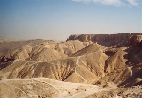 El Valle De Los Reyes En Luxor
