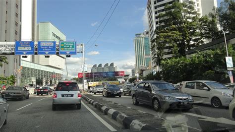 Rhb bank asub aadressil jalan tun razak, kampung baru, kuala lumpur, selle koha lähedal on: Akak Too: 748 ~ Dah namanya Jalan Tun Razak....