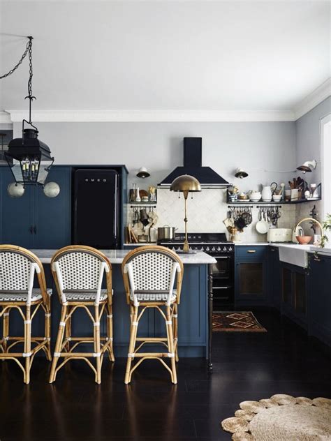 Navy Cabinets Dont Have To Look Dated Make Them Modern Paired With