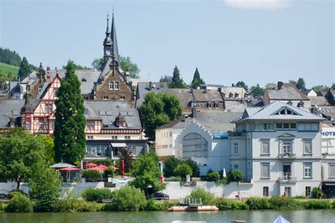 This page includes arlon's : Visite de Bitburg — Ville d'Arlon