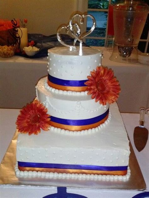 Pin By Emma Wieringa On Cake Design Ideas Travel Wedding Cake