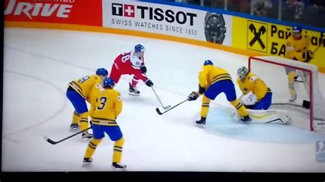 Lední hokej (zkráceně také jen hokej) je týmový sport hraný na ledě.jde o jeden z nejrychlejších sportů na světě. #11 MS Hokej 2016 Česko - Švédsko 4:2 | 27' Pastrňák ...