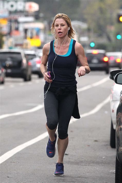 Julie Bowen In Tights Jogging In Sherman Oaks 02 Gotceleb