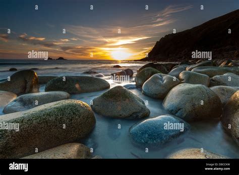 Rocky Cove In Western Cornwall Hi Res Stock Photography And Images Alamy
