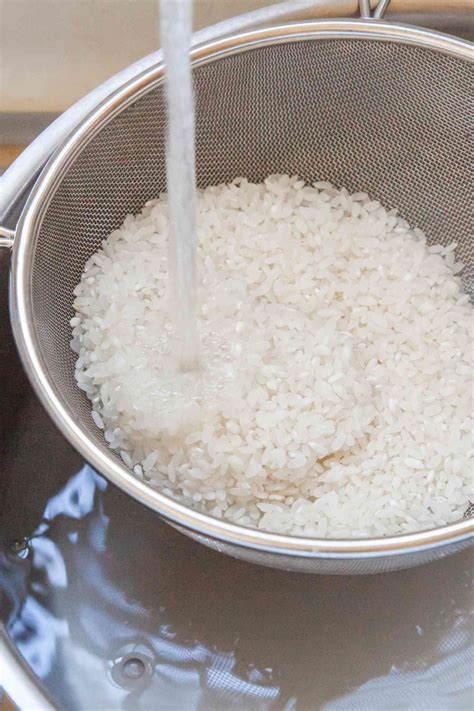 How To Rinse Rice Two Methods
