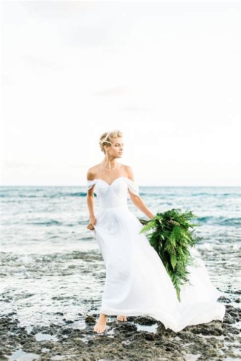 Dreamy Hawaiian Beach Bridal Shoot Maui Weddings Hawaii Wedding Beach