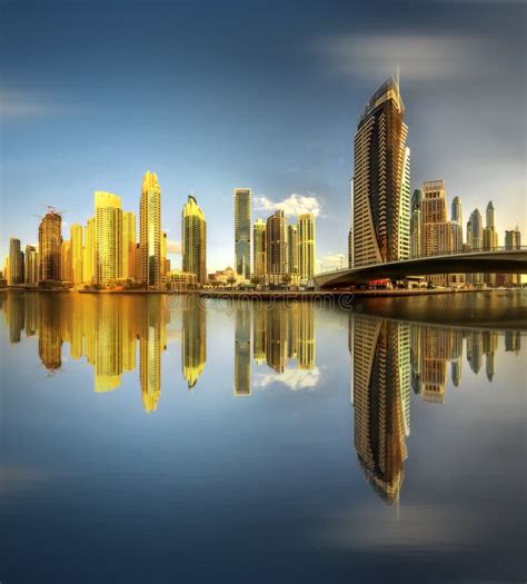 Dubai Marina Bay Uae Stock Photo Image Of Marina Dusk 80189338