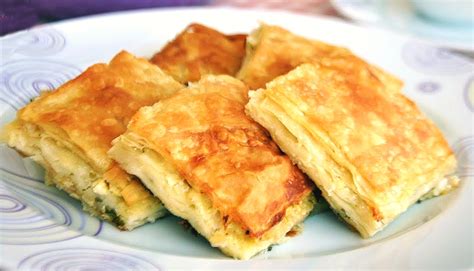 Hazır Yufkadan Peynirli Börek Tarifi Evdeki Pastane