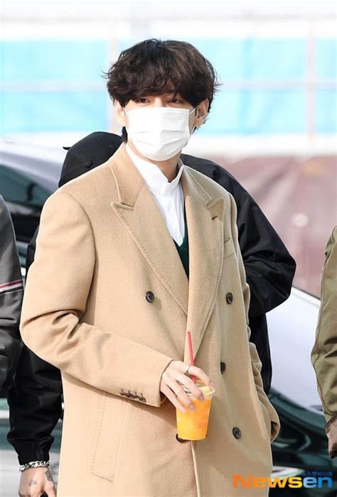 10 Times Btss V Turned The Airport Into A Runway With His Chic Fashion