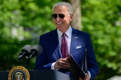 What Bidens Style Tells Us In His First 100 Days The New York Times