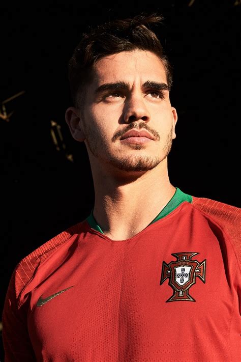 Portugal 2018 World Cup Nike Home And Away Kits Football Fashion