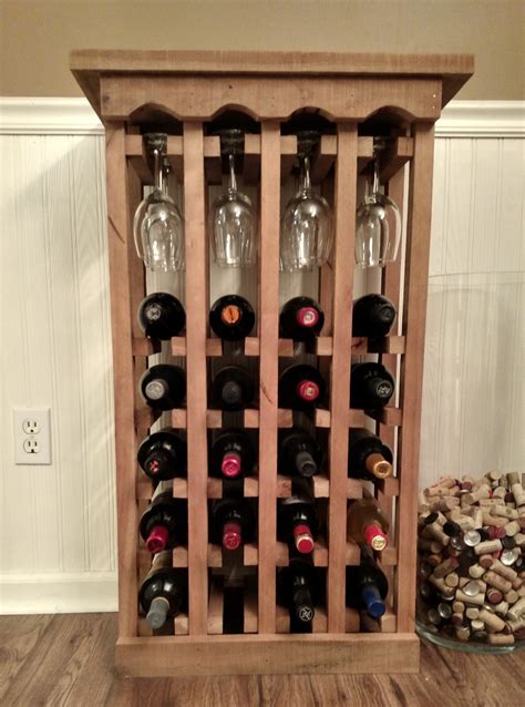 build  simple wine rack  pallets