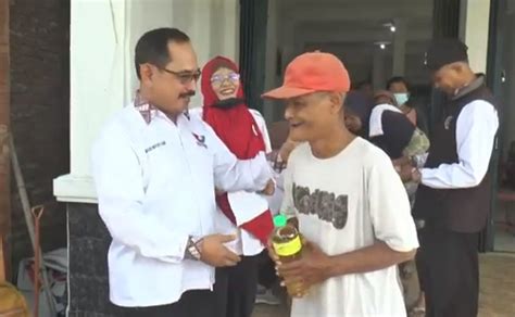 Bazar Minyak Goreng Murah Caleg Perindo Bantul Diserbu Warga Okezone News