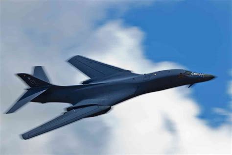 B 1 Bomber Crashes At South Dakota Air Force Base Entire Crew Safely