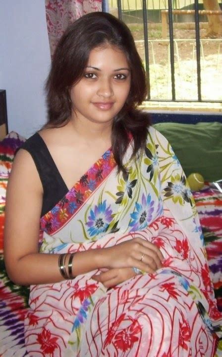 Indian Desi Local Girls And Housewife In Saree Hot Photos Beautiful
