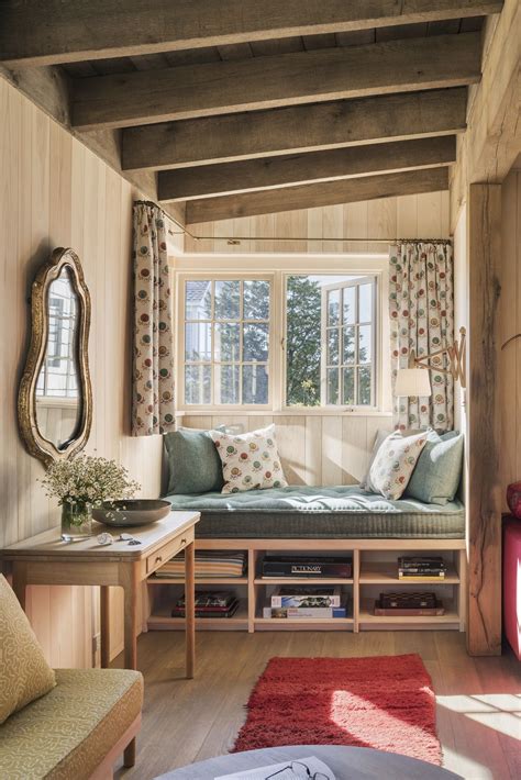 Reading nook | Window seat design, Home decor, Interior design