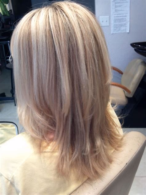 Medium Length Haircuts With Blonde Highlights Fashionblog