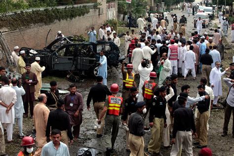 Us Vehicle Rammed By Suicide Bomber In Pakistan The New York Times