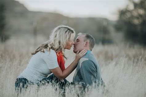Pin By Wish Photography On Couples Poses Couple Posing Utah Photographers Poses