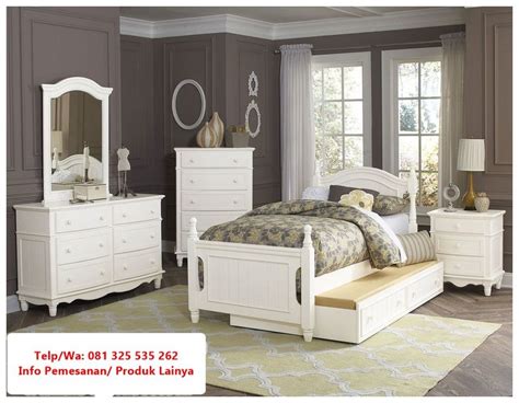 Lihat ide lainnya tentang perabot modern, perabot, desain furnitur. desain tempat tidur ukiran klasik mewah | Perabot kamar ...