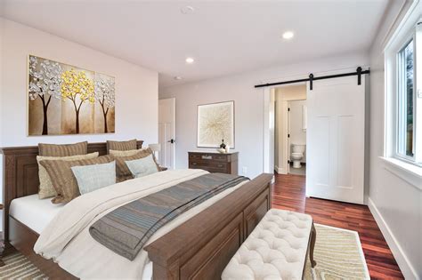 Berikut adalah 4 rekomendasi gaya desain yang bisa jadikan suasana kamar tidur lebih nyaman, fungsional, serta estetik. 10 Desain Interior Kamar Tidur Minimalis Ukuran 4x4 ...
