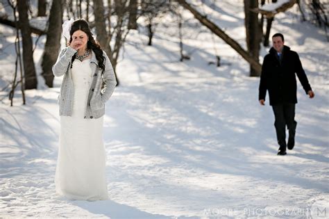 15 Wedding Photos To Make The Rest Of Winter Slightly More Bearable