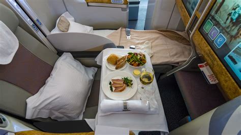 How To Find Cheap Business Class Flights Without Credit Card Points