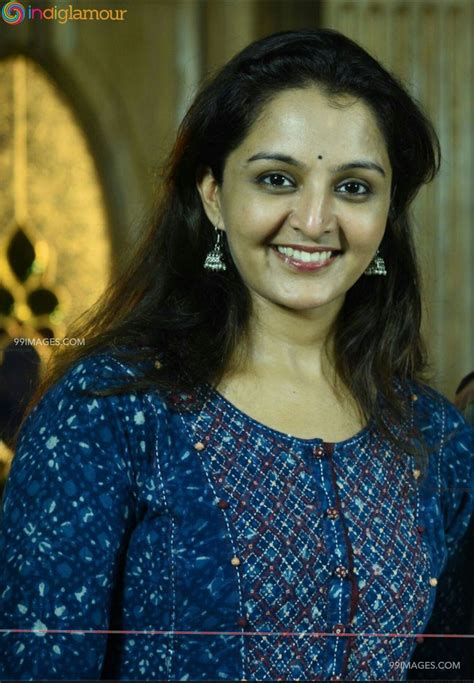100 Manju Warrier Beautiful Photos And Mobile Wallpapers Hd Androidiphone 1080p Png 