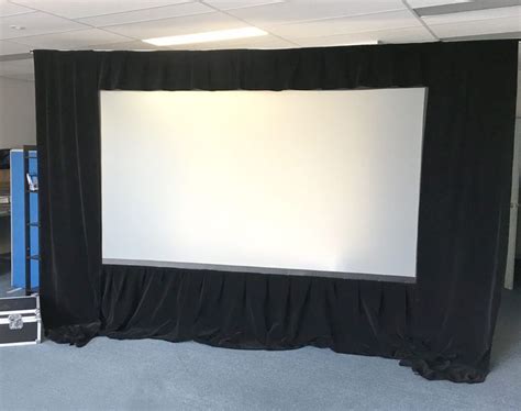 Thats How A Complete Drape Kit Looks Projector Screen Indoor
