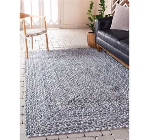Blue And Multicolor 3 3 X 5 1 Hand Braided Chindi Oval Rug