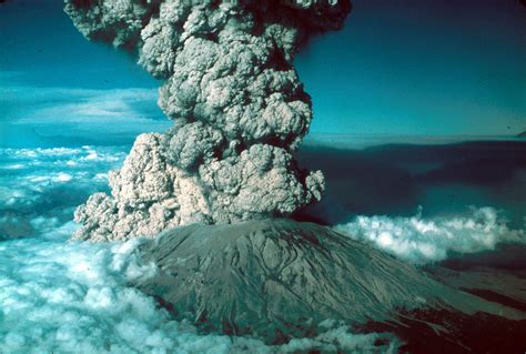 1980 Eruption Of Mount St Helens Nature Scenery Natural Landmarks