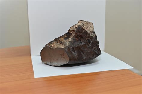 Scientific Lecture On Meteorites In Oman The Arabian Stories News